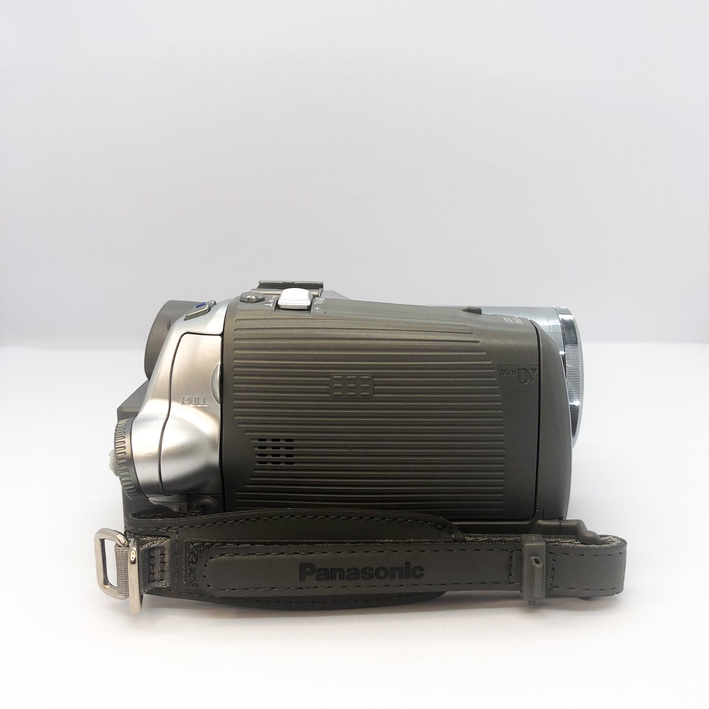 Panasonic NV-GS180 MiniDV Camcorder Kit