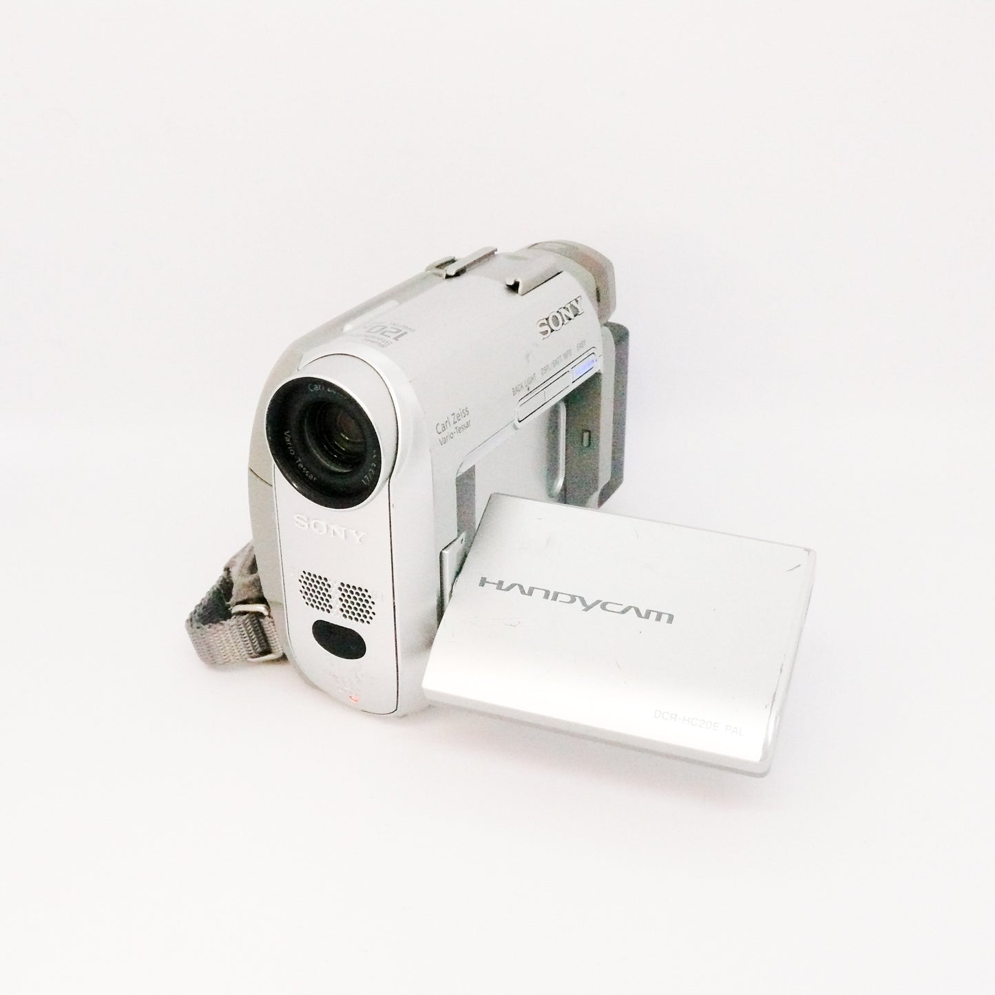 Sony DCR-HC20E Mini DV Handycam Kit